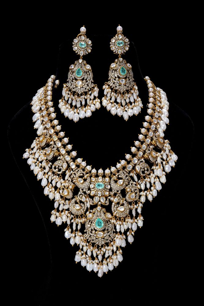 diamanthalskædelille